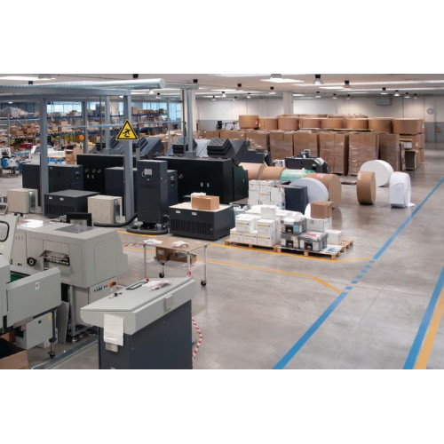 Panneaux adhésifs ISO 7010 "Danger de trébuchement" - W007