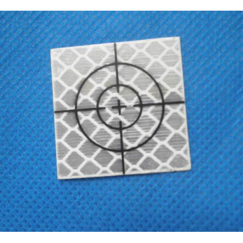 Reflektierende selbstklebende Ziel 30x30mm mit Fadenkreuz 20