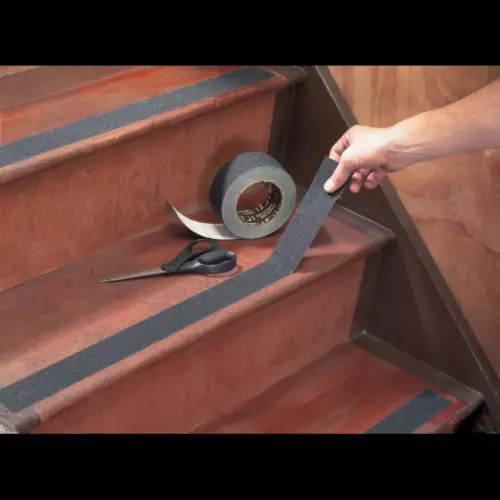 Nastro adesivo antiscivolo nero per interni ed esterni Miglior