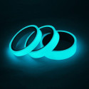 Nastro adesivo blu acquamarina luminescente si illumina al buio