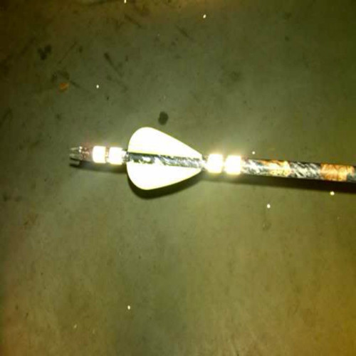 Adesivi rifrangenti riflettenti 3M™ per frecce da arco o