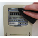 Adhesive tamper-proof magnetic field indicator for