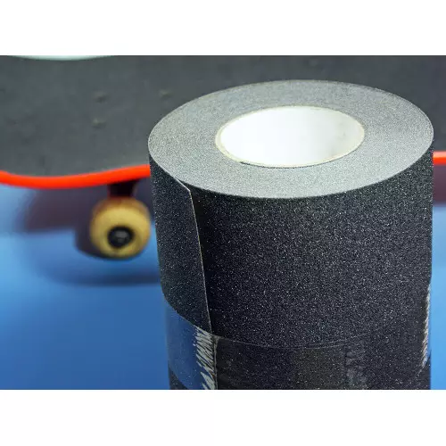Foglio antiscivolo nero per rivestimento skateboard e snowboard