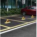 Barreira de estacionamento em "triângulo" dobrável anti-carro
