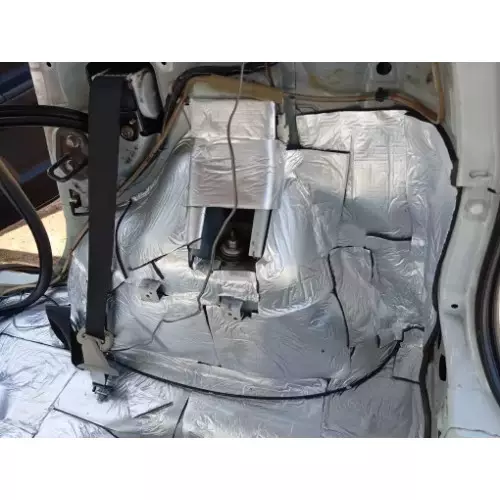 10 Panneaux Adhésifs Aluminium Économiques Isolation Voiture