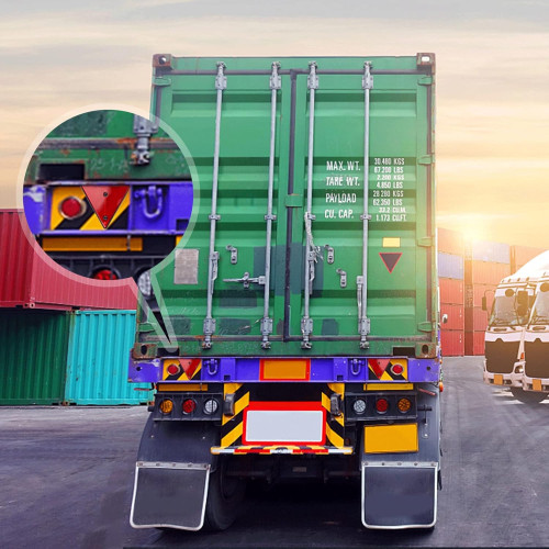 2 Reflektoren Dreiecke rote Hintenrückstrahler mit Loch