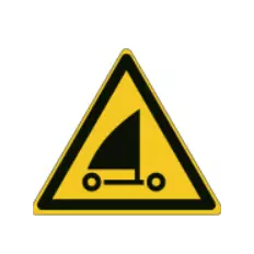 Placas ISO 7010 "Perigo para Embarcações à Vela" - W059 Melhor