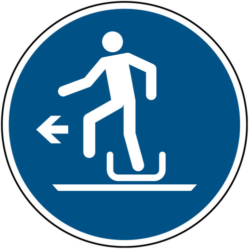 ISO 7010 Mandatory Signs "Dismount the sled on the left side" -