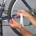 Transparente Klebebandfolie zum Schutz von Fahrrädern und