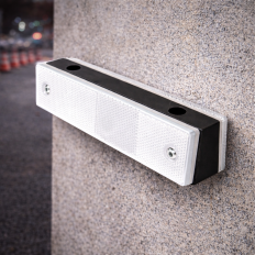 Wall White Reflector in black plastic - 1180x50x40mm Best 2