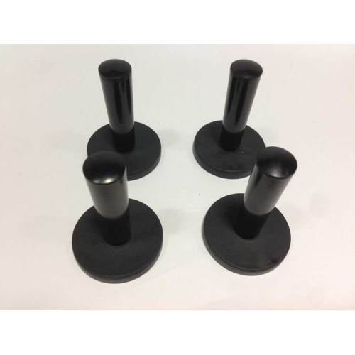 Pair of magnets useful to hold films, ideal for car wrapping