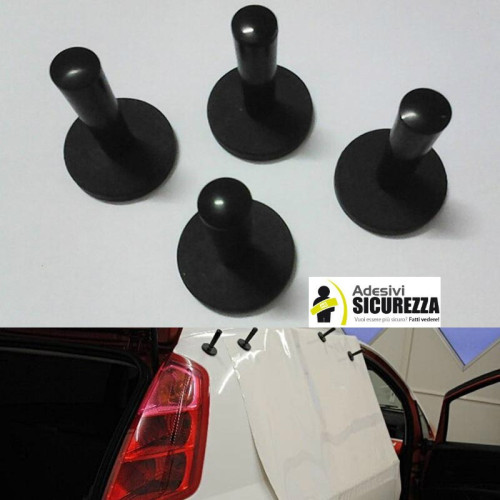 Pair of magnets useful to hold films, ideal for car wrapping