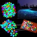 Multicolour phosphorescent resin pebbles that glow in the dark