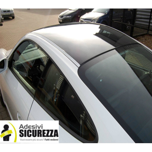 Film autocollant en vinyle noir brillant pour toit de voiture