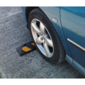 Rubber reflective parking wheel stop for commercial and