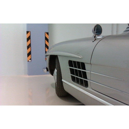 Protetor refletivo de esquinas para garagem e e áreas de