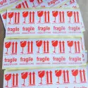 50 Etiquetas adesivas “FRAGIL, manipular com cuidado” – 8x6cm