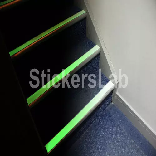 Nastro adesivo antiscivolo luminescente 50mm Miglior Prezzo