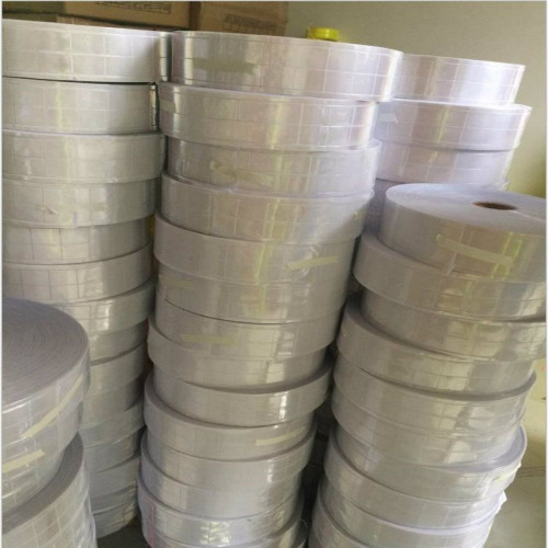 Banda de coser gris plateado reflectante en PVC - 25/50 mm