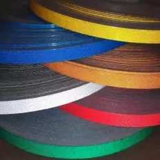 Faixas adesivas refratoras da marca 3M™ para rodas de moto