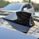 Antenna SHARK universale a pinna di squalo in quattro