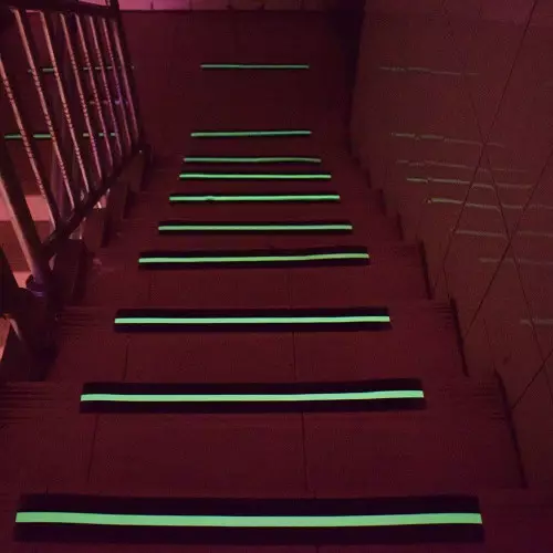 Black Anti-Slip adhesive tape with luminescent line - 50mm Best