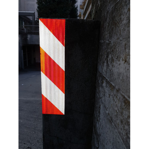 3M ™ reflective adhesive strips for waste and differentiated