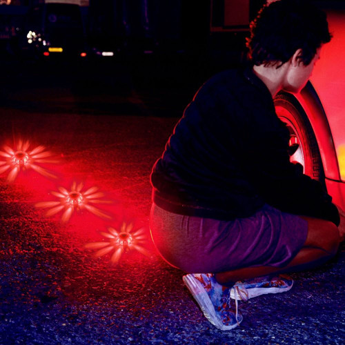 Led flashing street light for visibility in case of breakdown