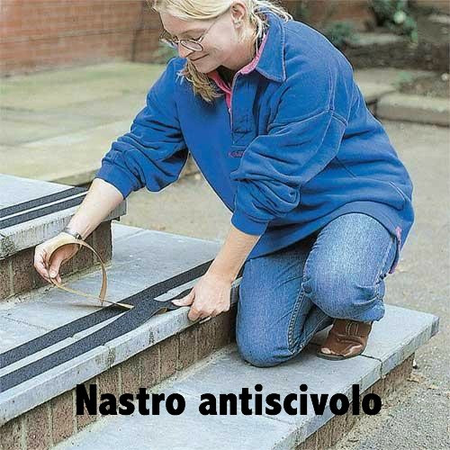 Schwarzes Anti-Rutsch Klebeband für Innen- und Außenseite.