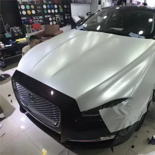Pellicola adesiva bianco perlato opaco per car wrapping e