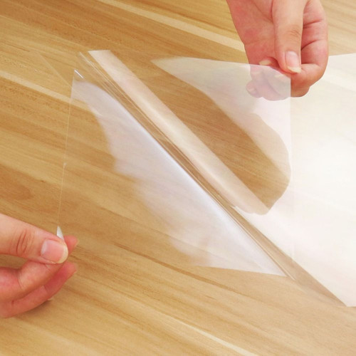Transparente, glänzende Klebefolie zum Schutz von Farben