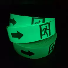 Cinta de salida de emergencia en adhesivo luminiscente PVC 50mm 2