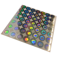 Etiquettes holographiques à témoin d'intégrité avec cachet de
