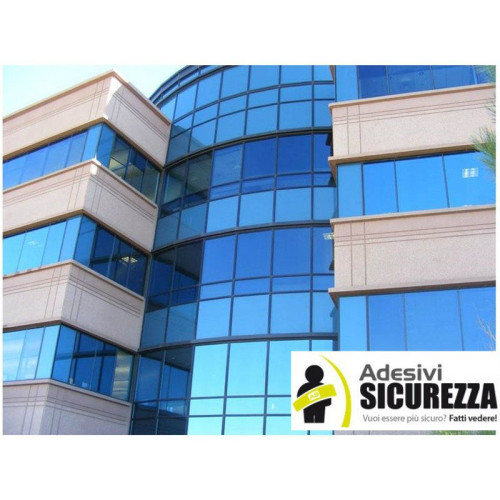 Mirror effect film for windows and windows in silver / blue