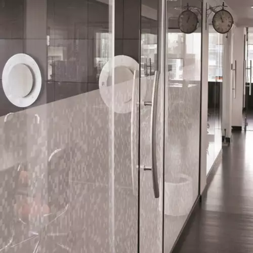 Privacy film pixelated effect for windows self-adhesive glass