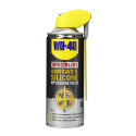 Especialista en WD-40 - Aplicación de limpieza en aerosol de