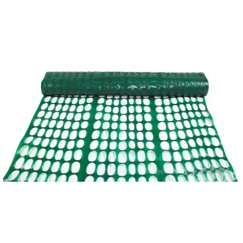 Red de obra extruida en HDPE con malla ovalada, bordes y banda