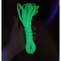 Phosphoreszierendes Seil mit grünem Leuchten im Dunkeln 10m