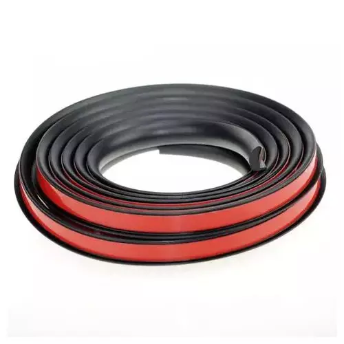 Junta de goma adhesiva protectora en arco para paso de rueda de