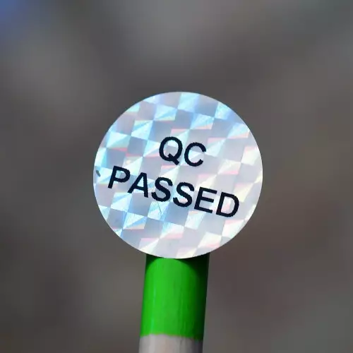 98 sellos holográficos plateados "QC PASSED" de garantía y