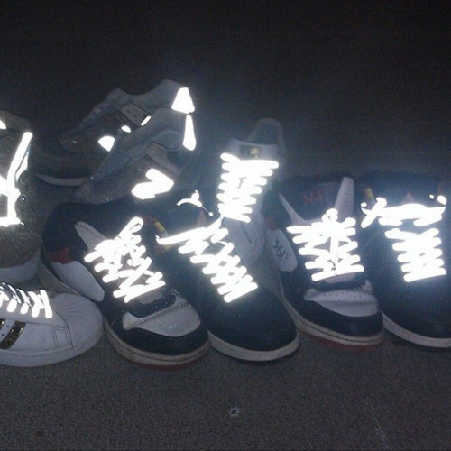 Cordones de zapatos de reflectantes negro / plata Mejor precio