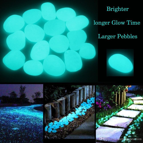 Fluorescent and luminous blue sky resin pebbles glow in the