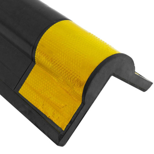 Protetor refletivo amarelo e preto de esquinas para cantos