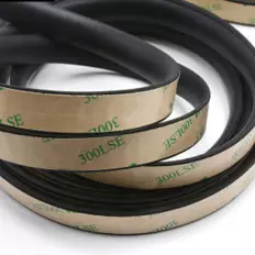 Klebegummidichtung für Front-/Heckscheibe und Schiebedach 2