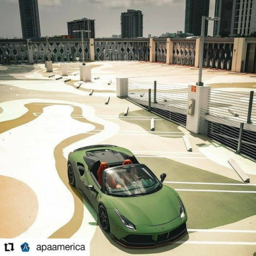 APA ultra matte Samt-Militärgrün Klebefolie made in Italy Car