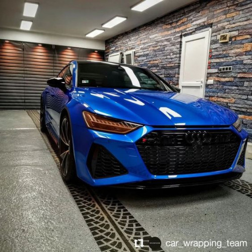 Film adhésif métallisé brillant bleu candy APA made in Italy