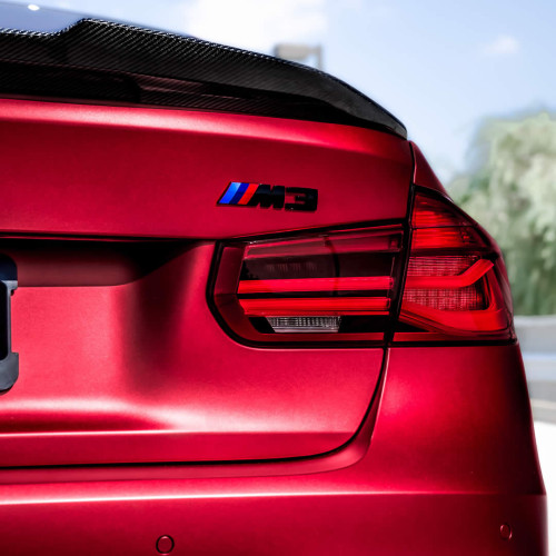 Film adhésif métallisé mat rouge feu APA made in Italy covering