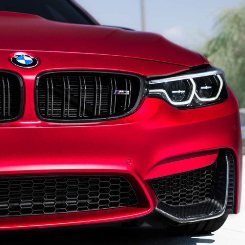 Película adhesiva metálica mate rojo fuego APA made in Italy